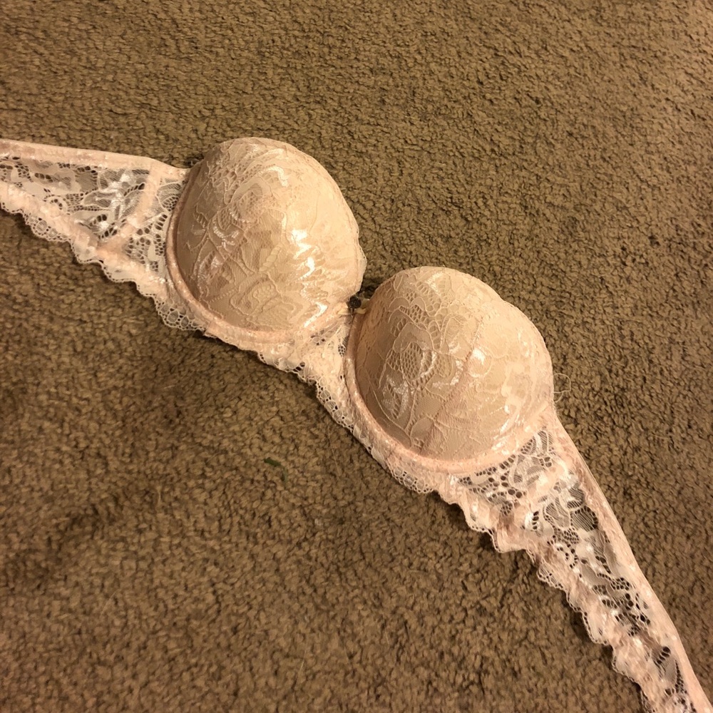 Strapless bra